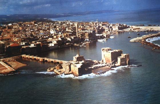Vue aérienne du château templier de Sidon; source photo:http://www.arqhys.com/articulos/ciudad-sidon.html