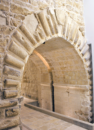 palazzo de Mari antico portale ala nord