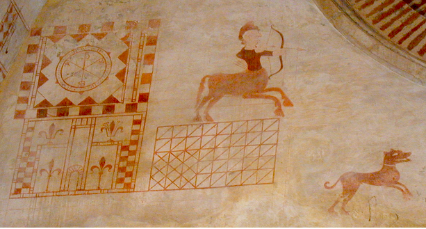 Centaure-Sagittaire entouré de ses mystères et de son chien; église templière de Montsaunès