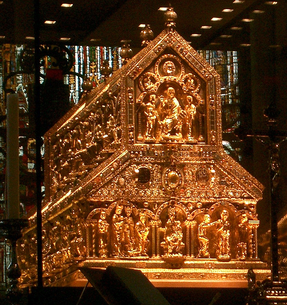 The shrine of the Three Magi; created around 1181-1230 by Nicholas de Verdun; Cologne cathedral; photo by Beckstet