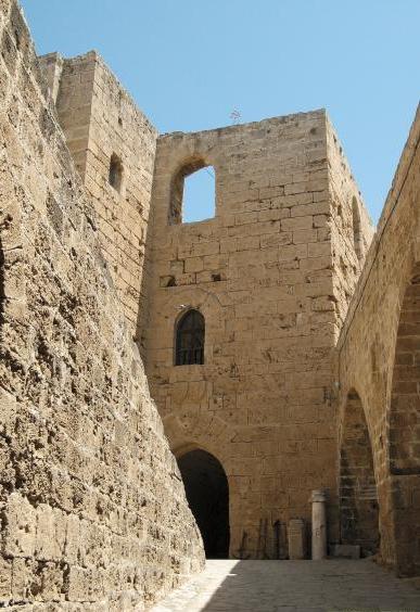 donjon du château de Kyrenia, où les Templiers furent torturés à mort; source photo: www.vacanceo.com