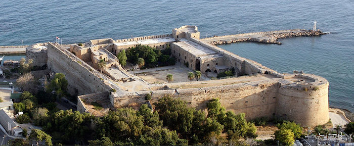 vue aérienne du château de Kyrenia à Chypre; source photo: welcometonorthcyprus.co.uk/gallery (photo 157)